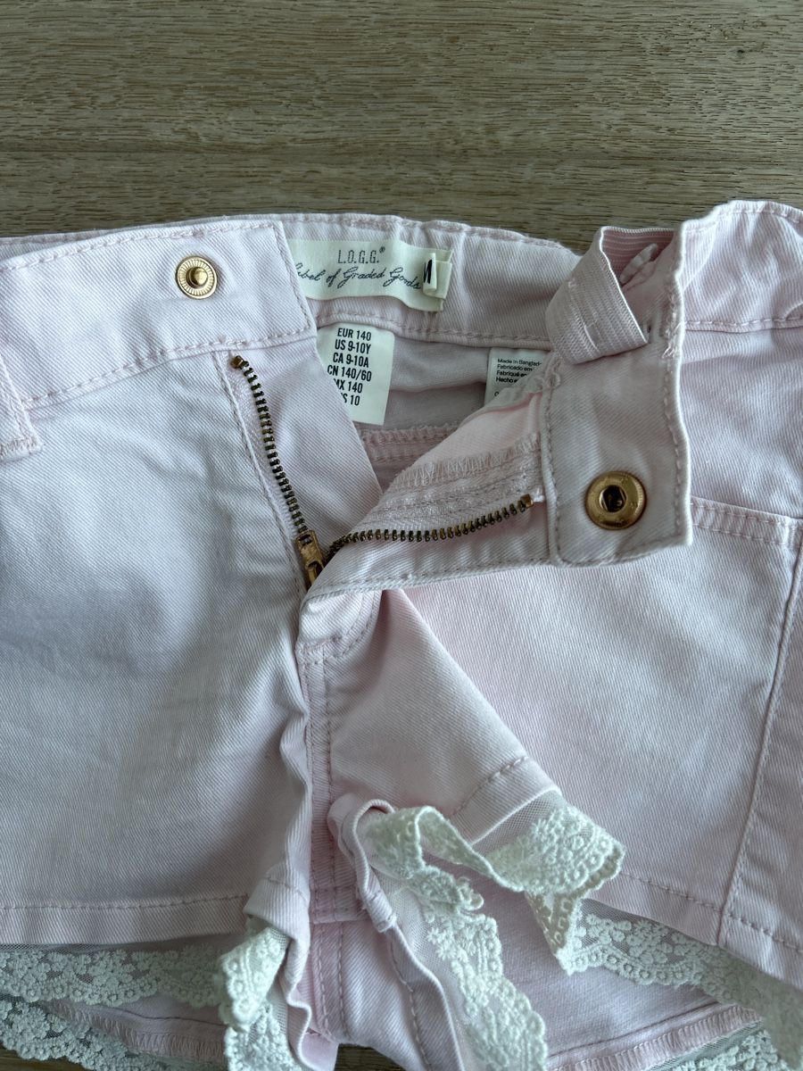 H&M Pantaloni: Shorts rose 140 cm – Usato da Yens venduto da Chriis 1