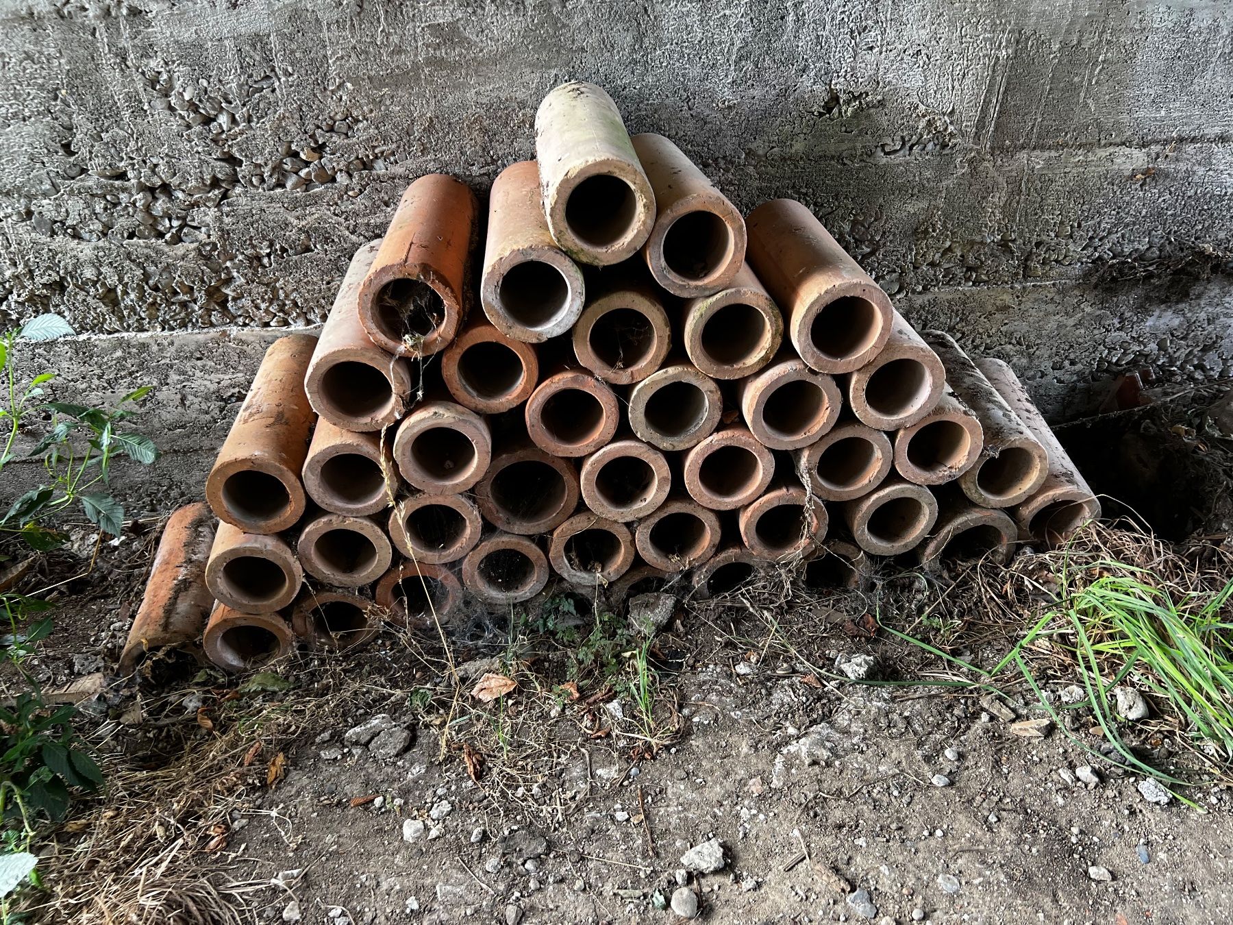 Regale: Tonröhren – Gebraucht aus Wettingen von Wespi4