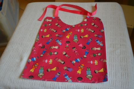 BABY LATZLI - NEU - HANDARBEIT - BABY BAVETTE