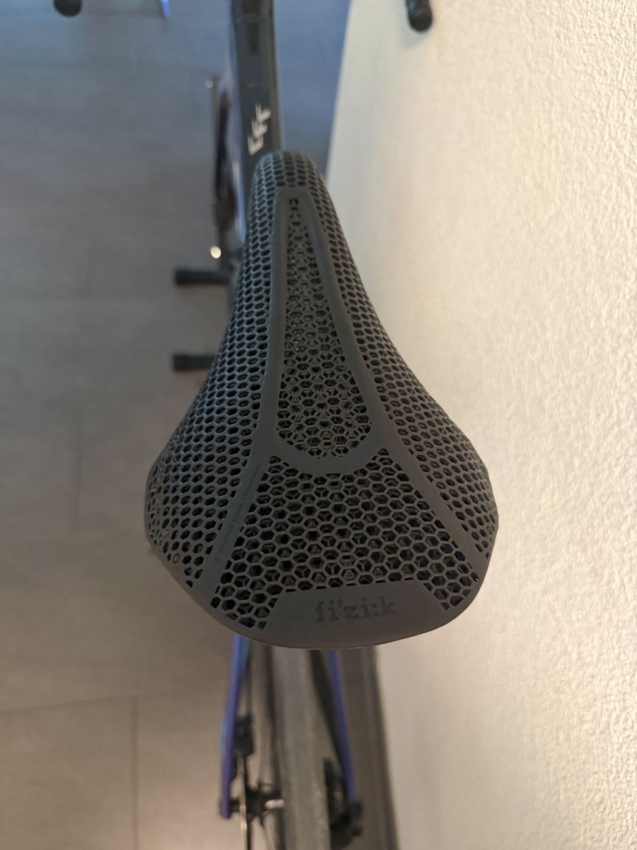 Fizik Pezzi di ricambio: Fizik Argo Vento 00 Adaptive Carbon 140mm – Nuovo (secondo la descrizione) da Schaffhausen venduto da Ak123
