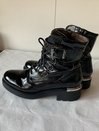 NeroGiardini Schnürstiefel Gr. 38 schwarz lack