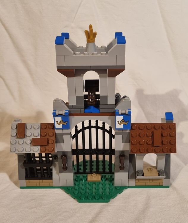 LEGO Ritter 70402 Verteidigung des Wachturms (Gebraucht) in Laufen für ...