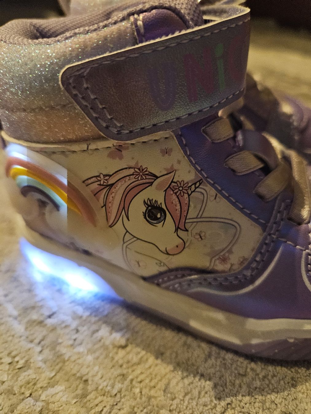 Schuhe für Mädchen: Neue Einhorn Schuhe Gr. 23 – Neu (gemäss Beschreibung) aus Sempach von Bebla10 1