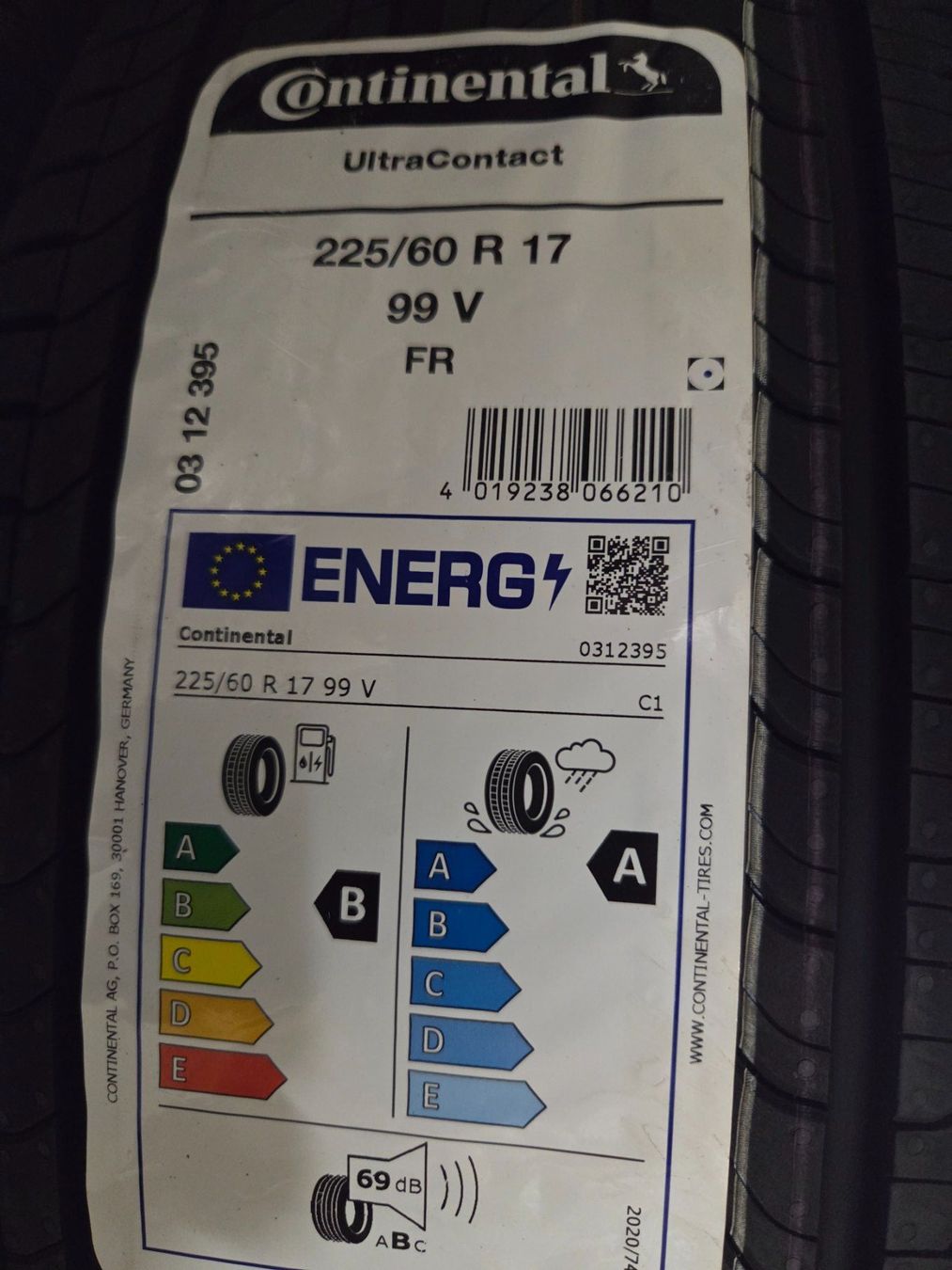 Continental Pneus & Roues: 2 Sommerpneu Conti 225 60 17 – Neuf (Voir description) à Cham par AMAG_RETAIL_ZUG