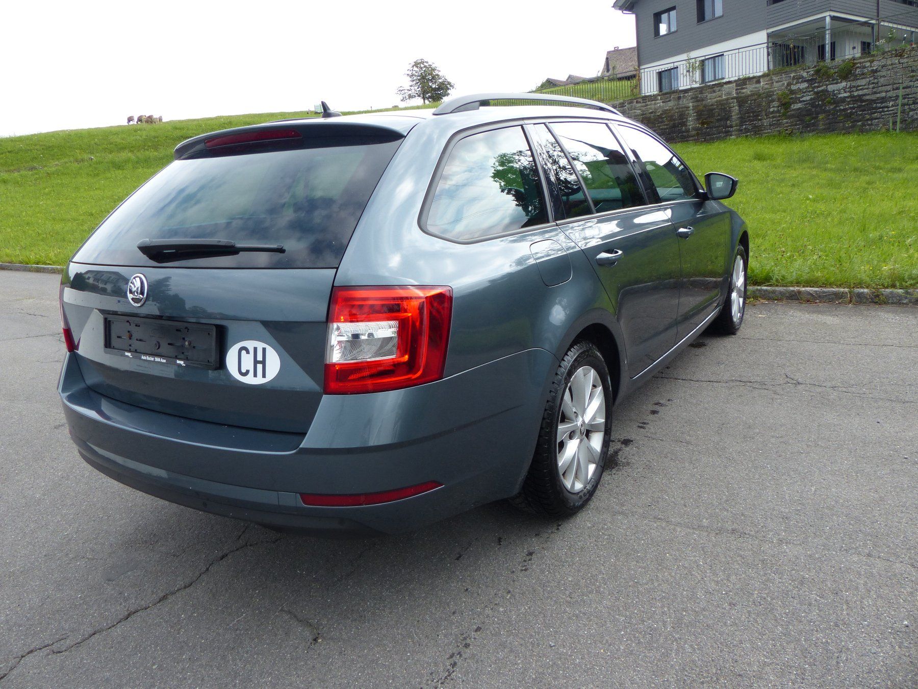 Skoda Automobili: Skoda Octavia 2.0 TDI – Usato da Edlibach venduto da dittli-automarkt 3