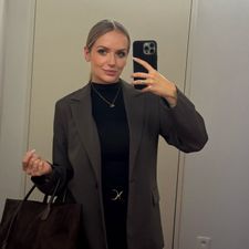 Profile image of ann_cv6t