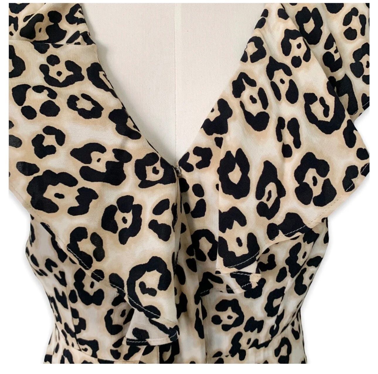 Kleider: SANCTUARY Leopard Print Wrap Dress, Size M, NEW – Neu (gemäss Beschreibung) aus Zürich von ewat 4
