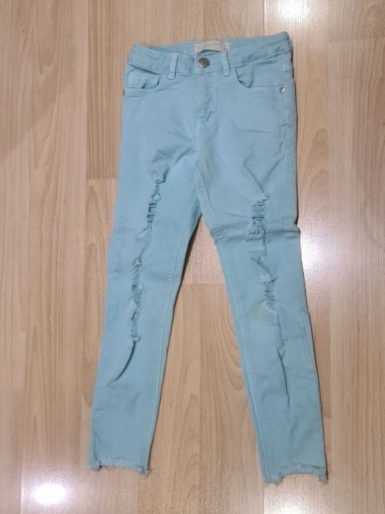 Zara Hosen: Coole Mädchen-Jeans von Zara – Gebraucht aus Fehraltorf von Sumin
