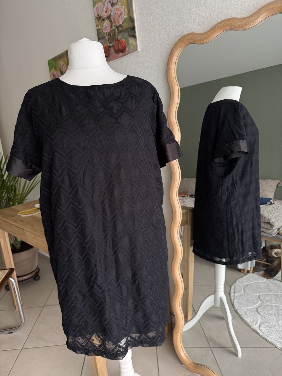 Robes: Masai Kleid schwarz – Neuf (Voir description) à Muttenz par einfach-schoen