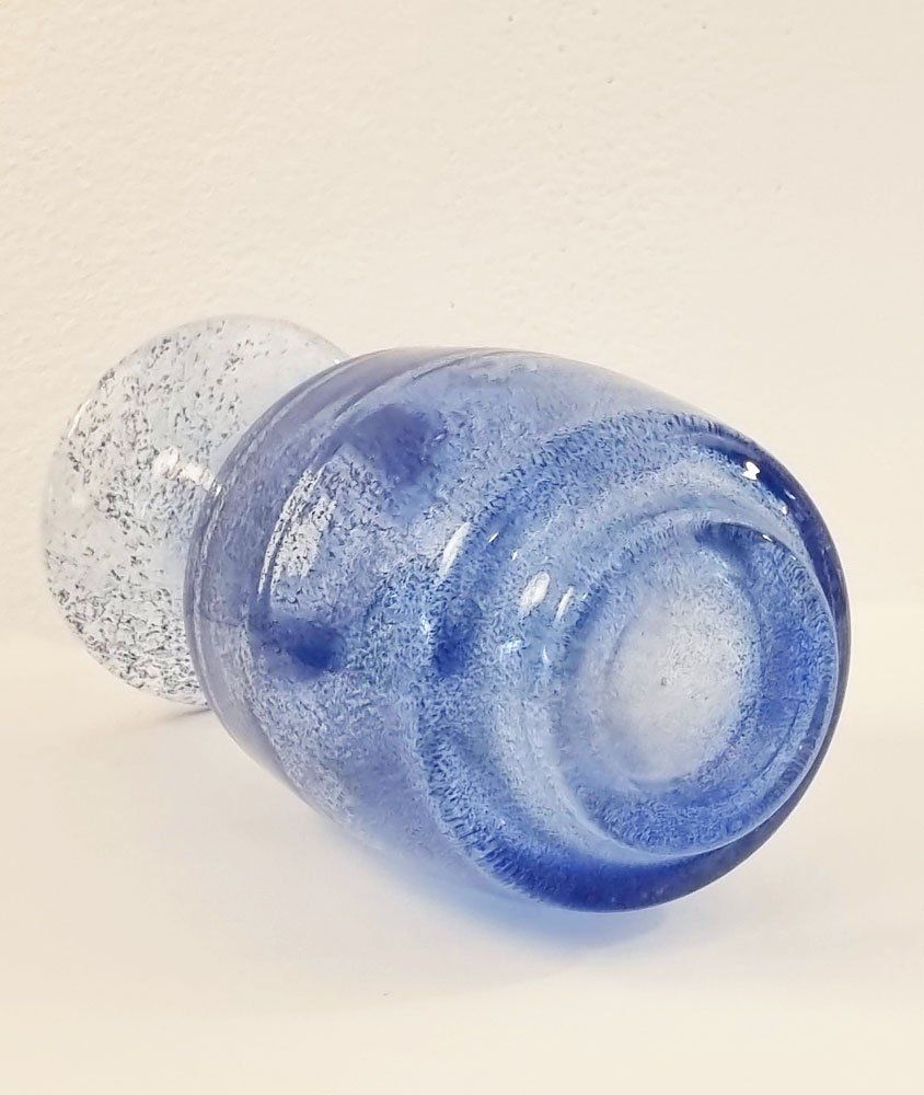 Vase & Récipients: Vase en verre soufflé moucheté – D'occasion à vevey par komulainen 3