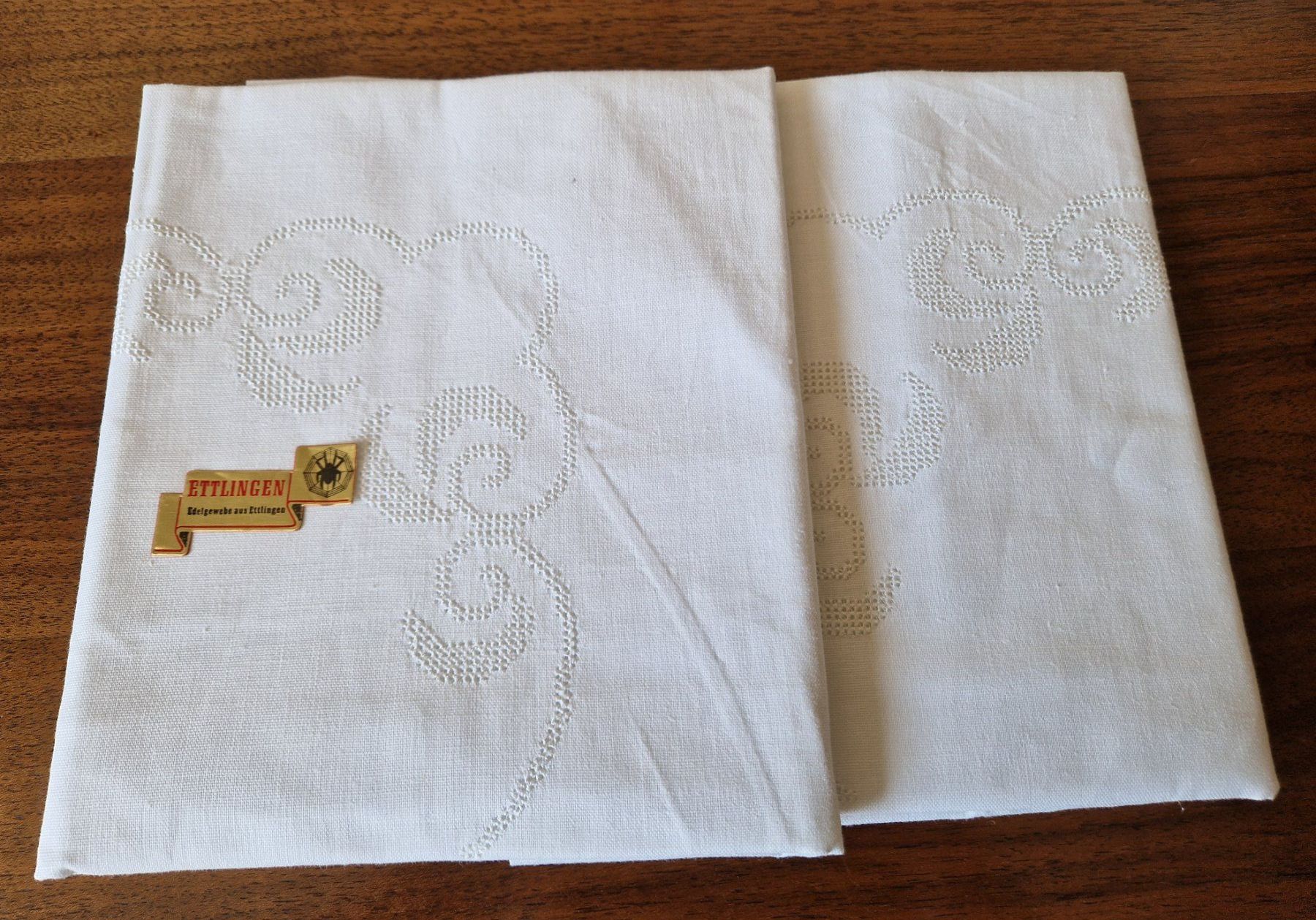 Biancheria da letto: Wunderschöne Vintage Bettwäsche-Garnitur, Baumwolle – Nuovo e nell'imballaggio originale da Bern venduto da Antikbatik 4