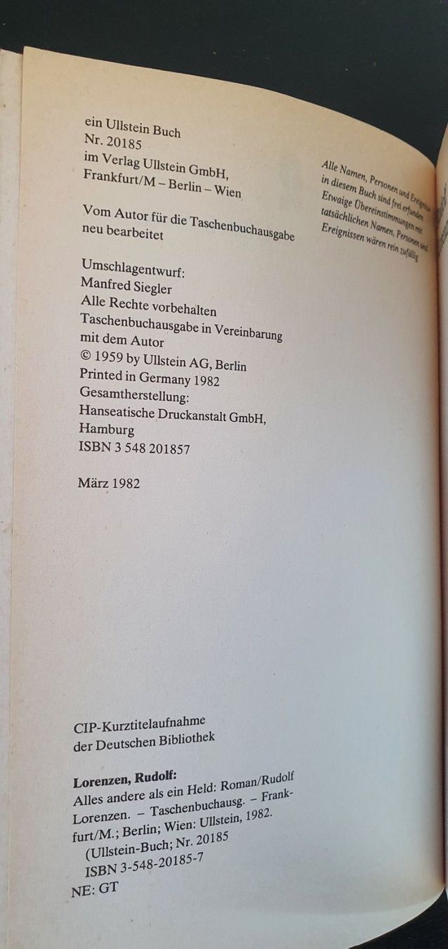 Libri: Alles andere als ein Held (Roman) – Usato da Langnau am Albis venduto da jer_pm72 3