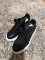 Alexander McQueen Sneaker, Gr. 37, schwarz, Top Zustand!