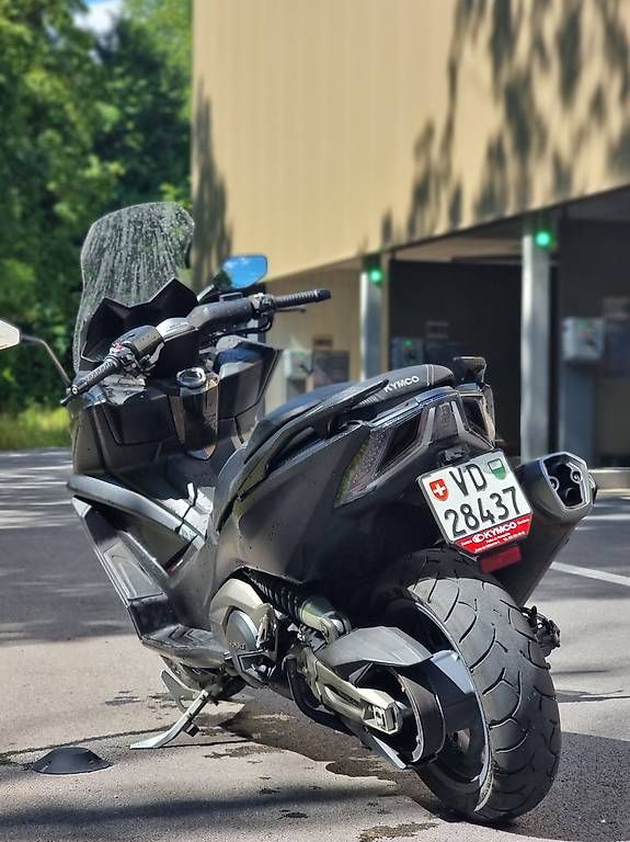 Kymco Scooters: Kymco AK 550 + Plusieurs options – Gebraucht aus Paudex von lufi1 1