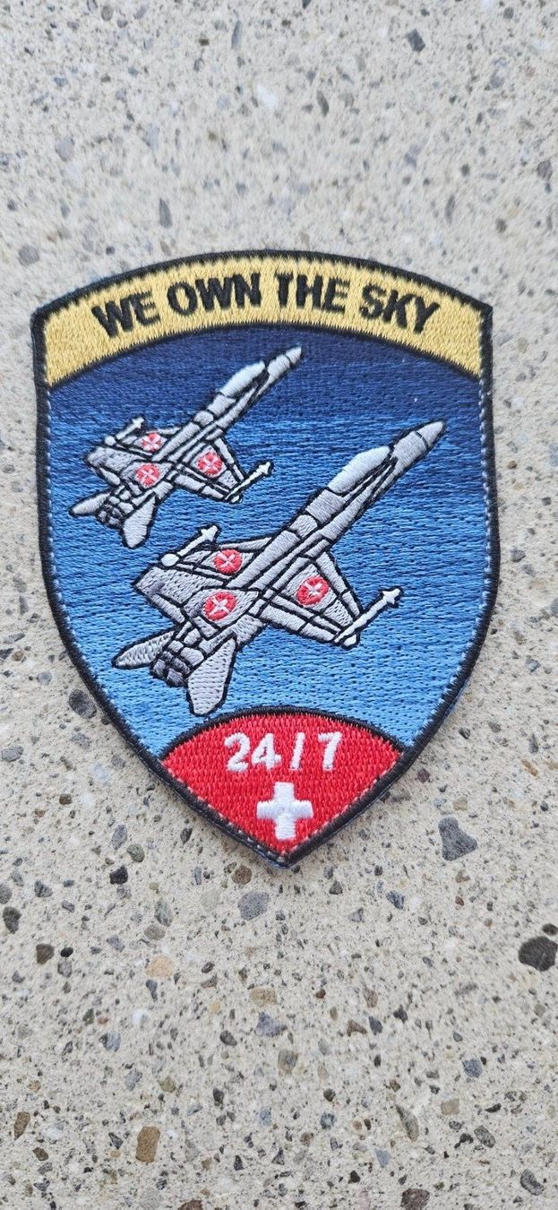 Schweizer Armee Placchette & Badge: *** Badge Luftwaffe Luftpolizei 24/7 mit klett *** – Nuovo e nell'imballaggio originale da Riedholz venduto da fr_sIruP