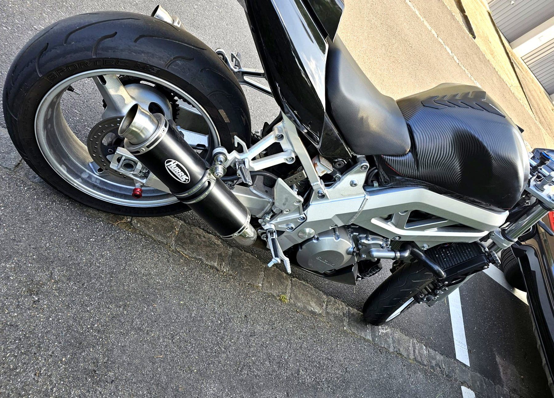 Suzuki Strasse: Suzuki SV1000 | 46’000 km | MFK 2023 | STS | Custom Naked – Gebraucht aus Kaiseraugst von Bobby.J 1