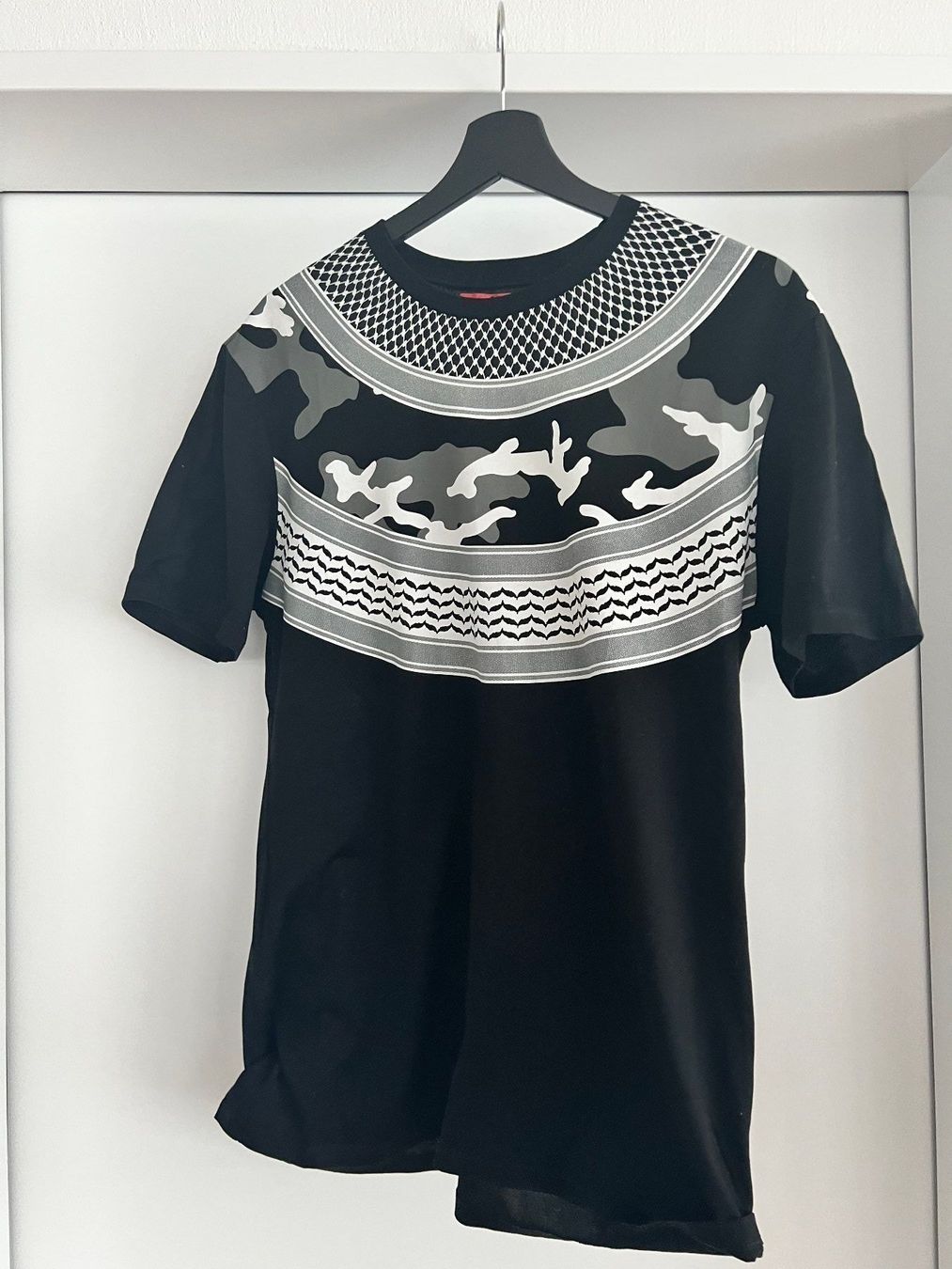 T-shirt: Neil Barrett Tshirt Camo, Size S – Usato da Wilen b. Wollerau venduto da ccgold