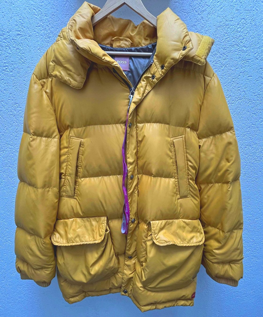 Hugo Boss Jacken: HUGO BOSS Daunenjacke Gr. 52 – Gebraucht aus Hausen AG von Nasdaq0 1