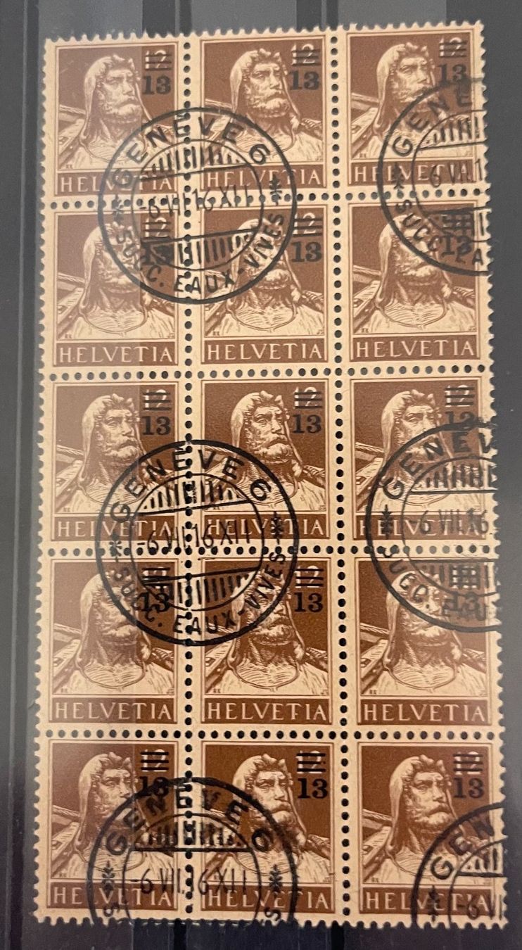 Tous les timbres: Tell 15er Block / Kat.Wert  100.- – D'occasion à St-Légier-Chiésaz par refpmeak01