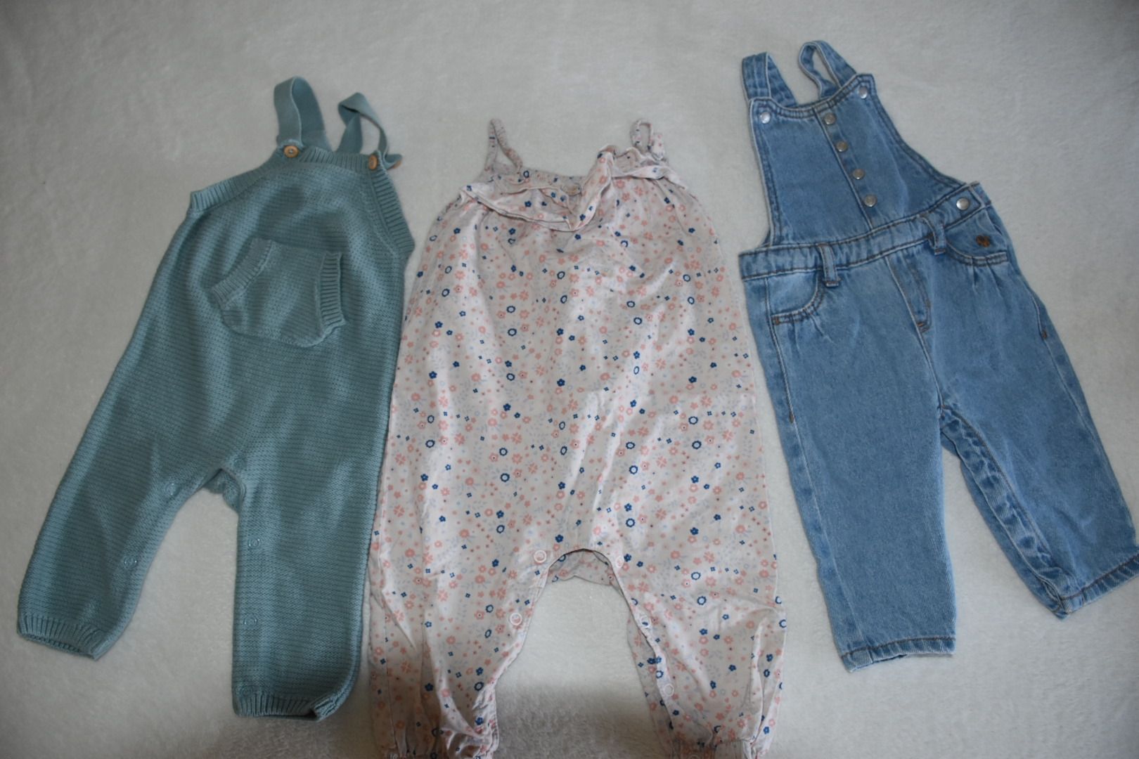 Lotti & Set di vestiti: Kleider Paket Mädchen – Usato da Dietikon venduto da andyz51 3