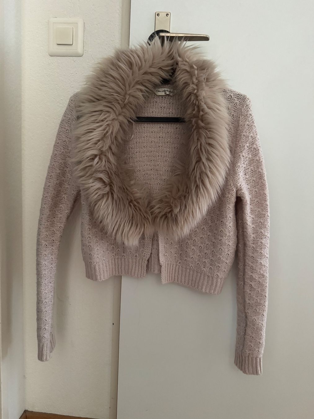 Giacche: Miss Selfridge Strickjacke Grösse 12 – Usato da Pfäffikon SZ venduto da Melanie335
