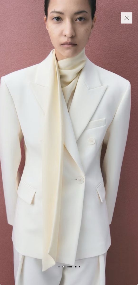 Mango Giacche: Taillierter Doppelreihiger Blazer Mango Zara – Nuovo e nell'imballaggio originale da Männedorf venduto da Cosmo11 3