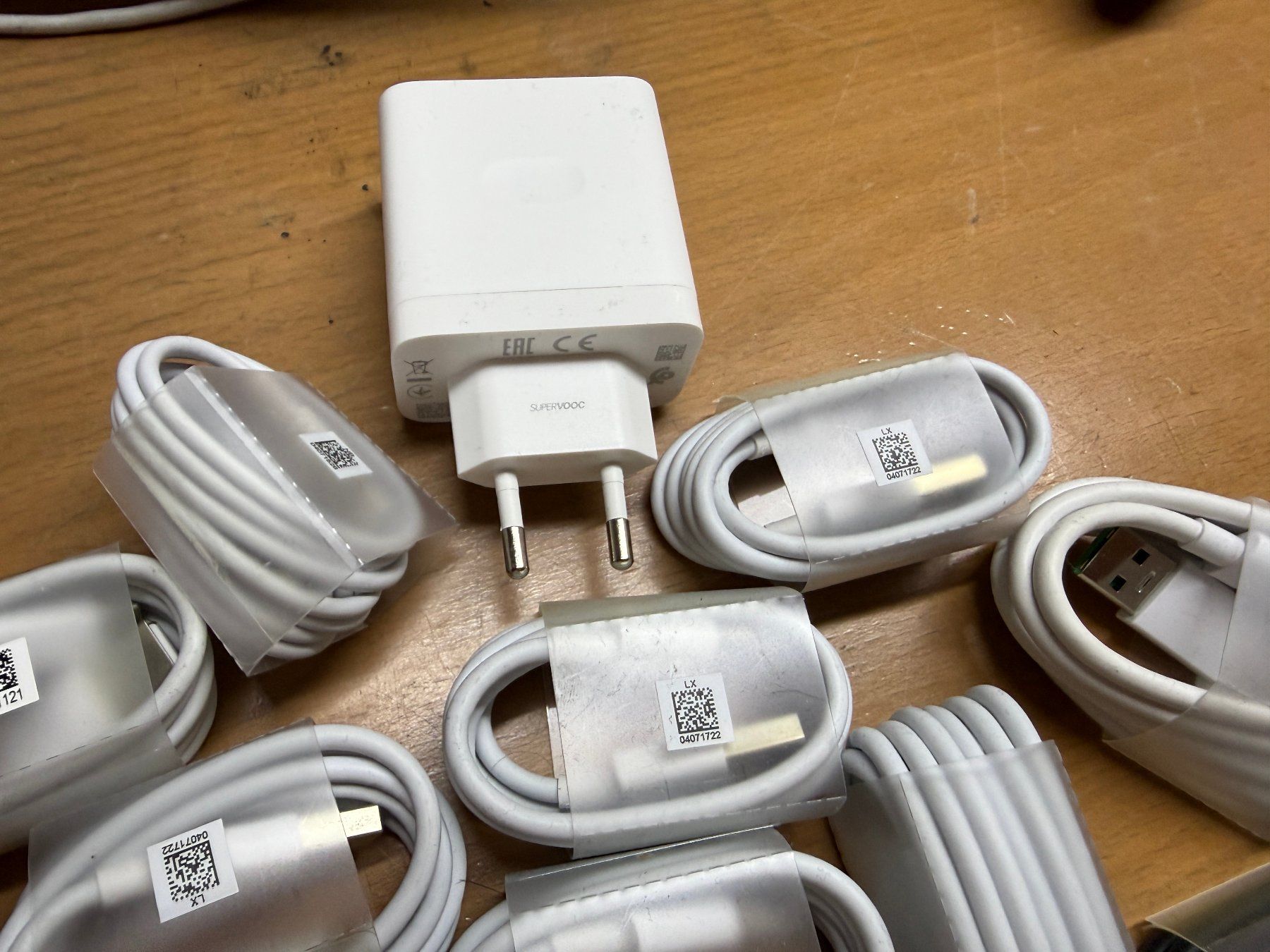 Apple Cavi: Ladekabel USB-C – Usato da Au SG venduto da bah_6f5w 3