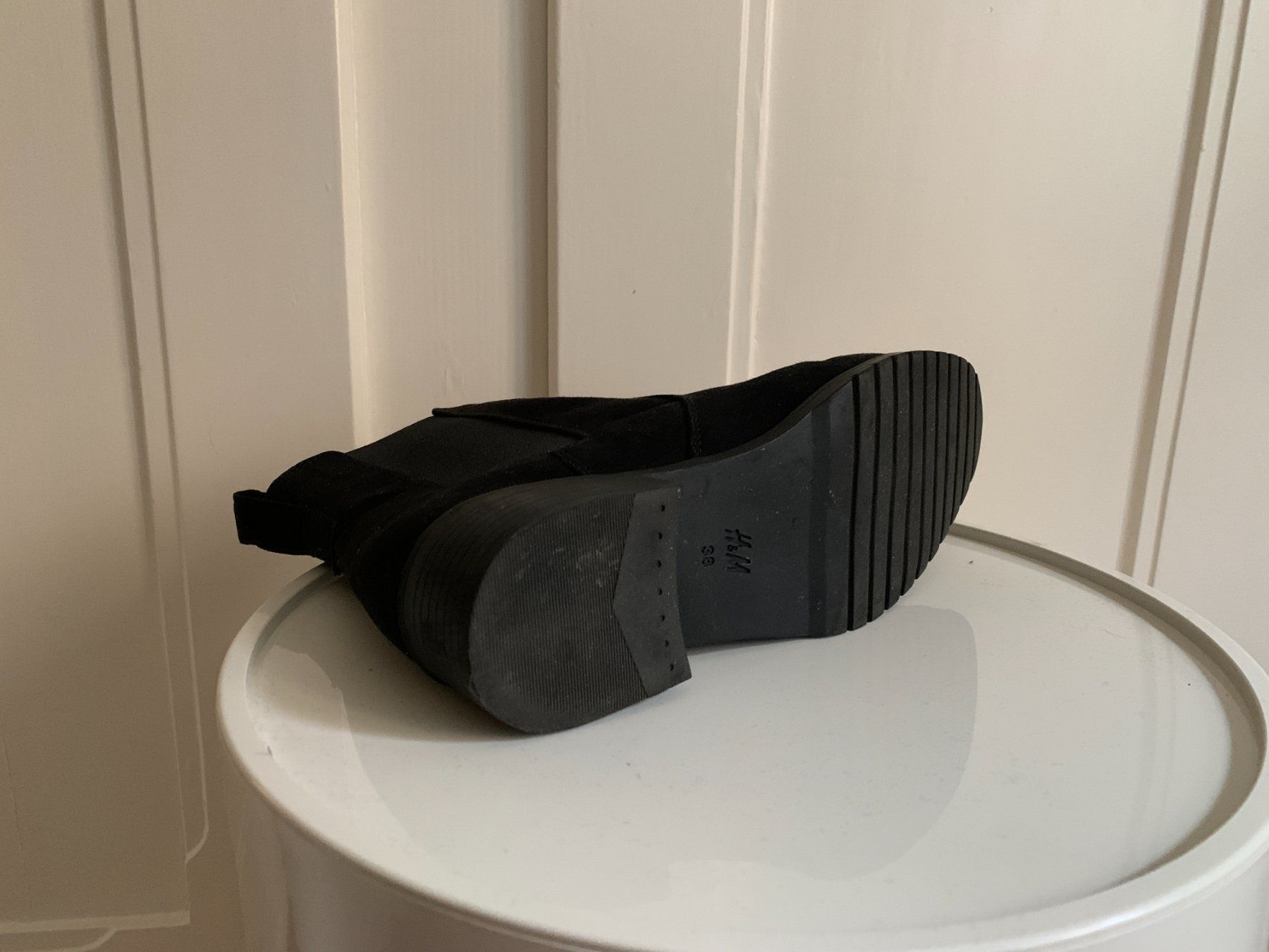 H&M Chaussures femmes: Stiefelette schwarz - 38 – D'occasion à Zürich par Diazaio 3