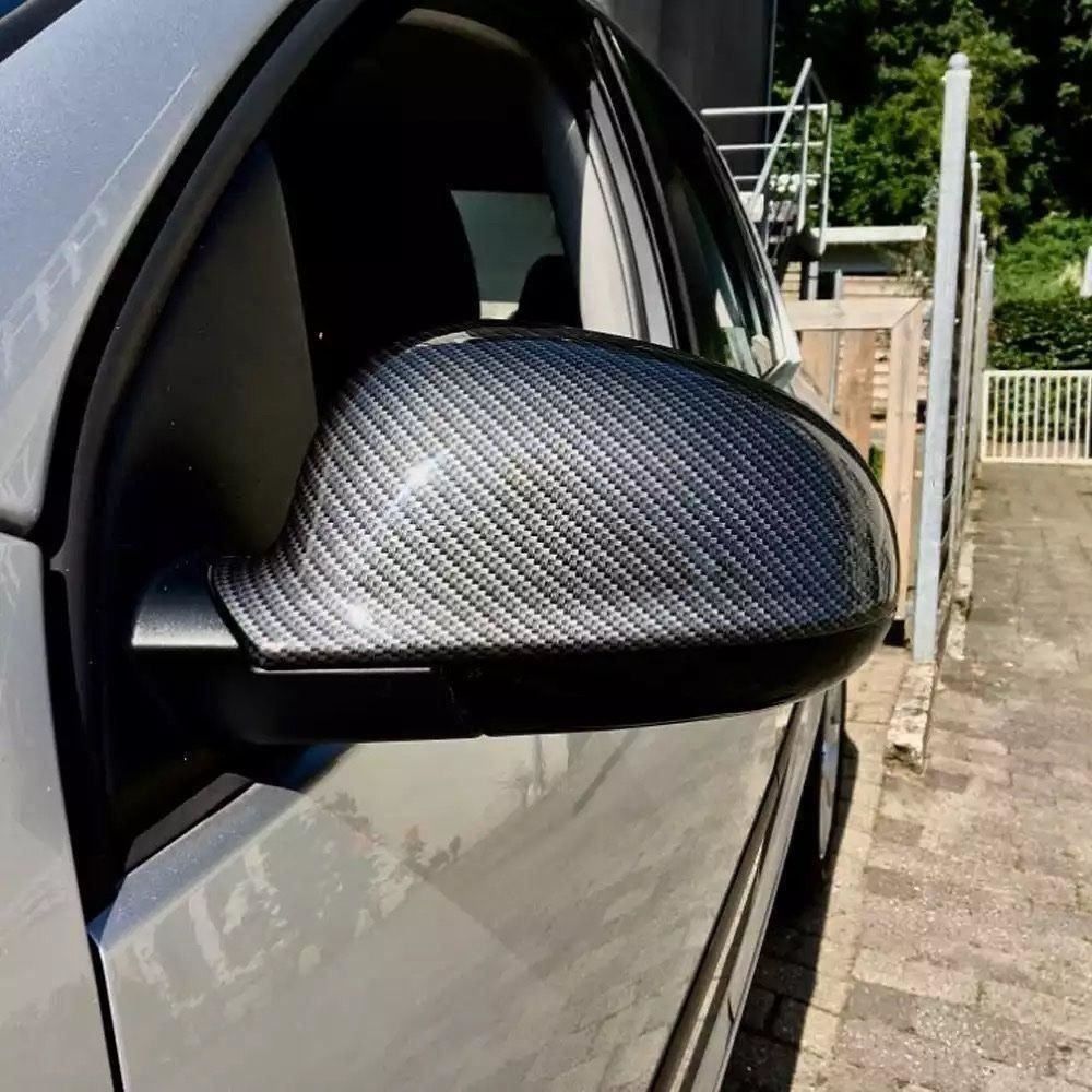 Alle Autoersatzteile: VW Golf 5 Carbon Look Spiegelkappen – Neu und originalverpackt aus Volketswil von Willis-Autoteile