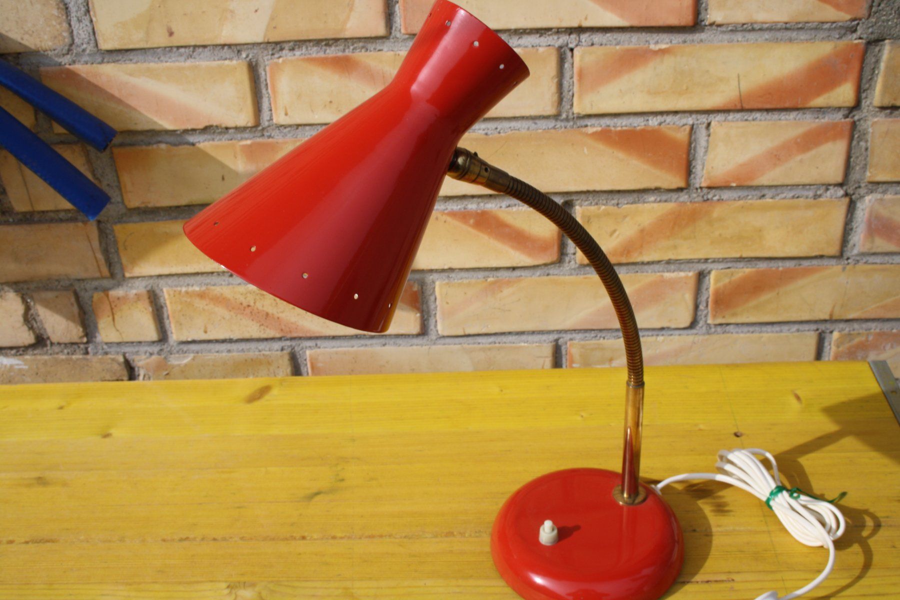 Lampade: Vintage Designklassiker Lampe Tischlampe – Usato da Wauwil venduto da Pneuedy 3