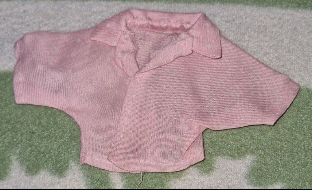Bambole: Haut pour Barbie – Usato da Couvet venduto da Pioune
