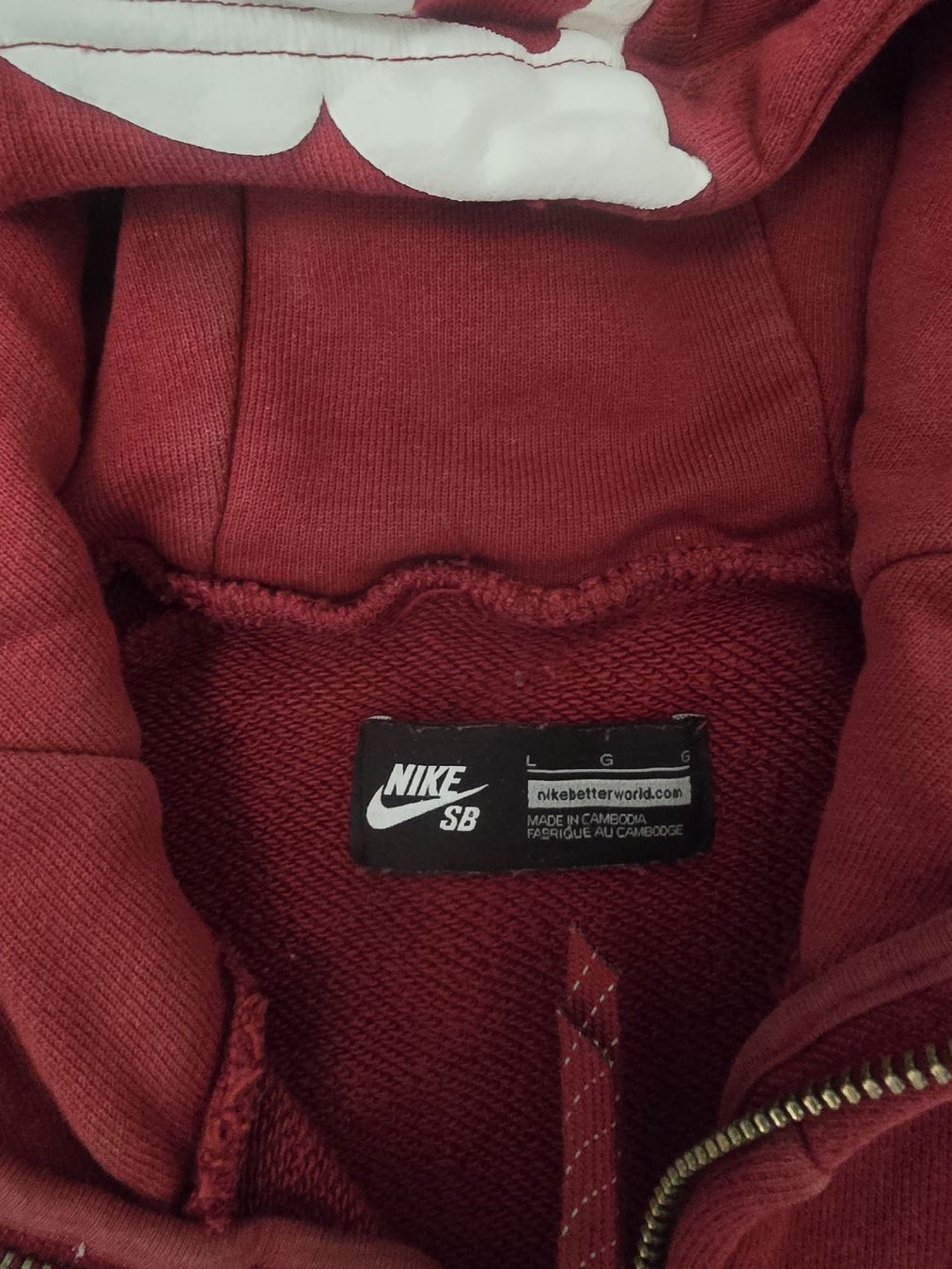 Nike Giacche: Sweat à capuche Nike SB rouge, taille L – Usato da Mont-sur-Lausanne venduto da Didinho 1