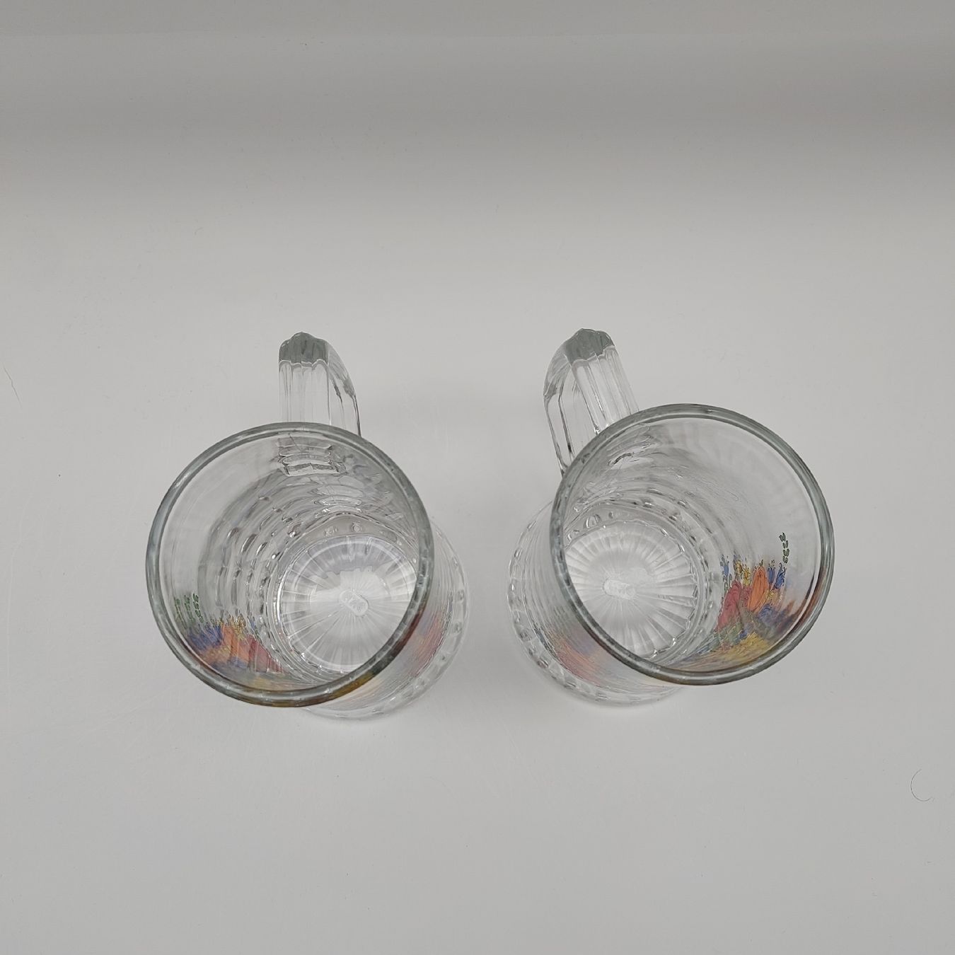 Bicchieri: 2 Bierkrüge Glas mit Blumenmuster – Usato da Dietlikon venduto da VintageStudioZurich 2