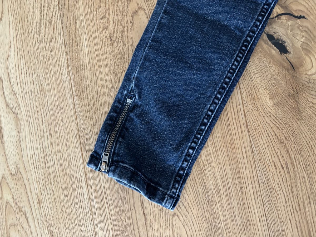 Jeans: Denim Hunter Jeans – D'occasion à Buttisholz par Melsan 2