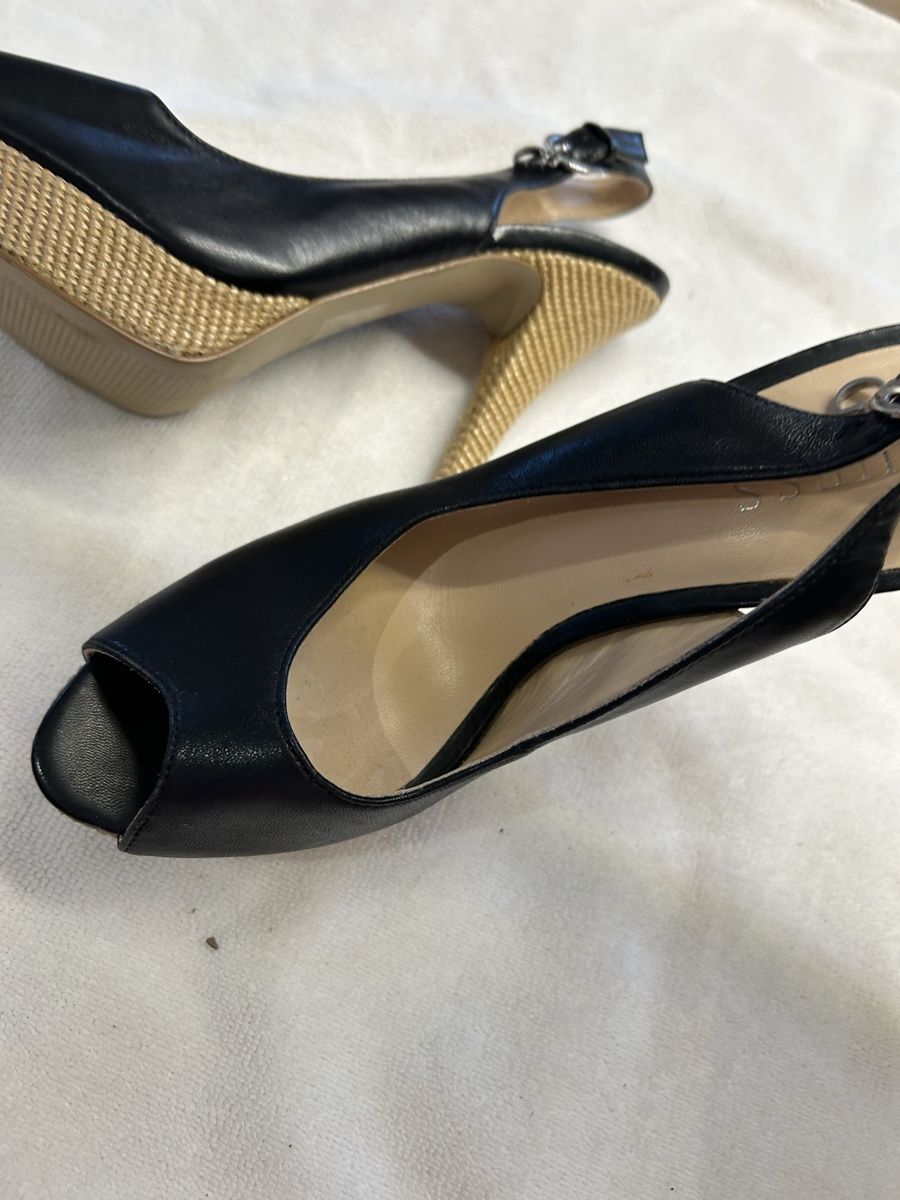 Chaussures femmes: Guess Schuhe – D'occasion à Roggwil BE par Viking72 8