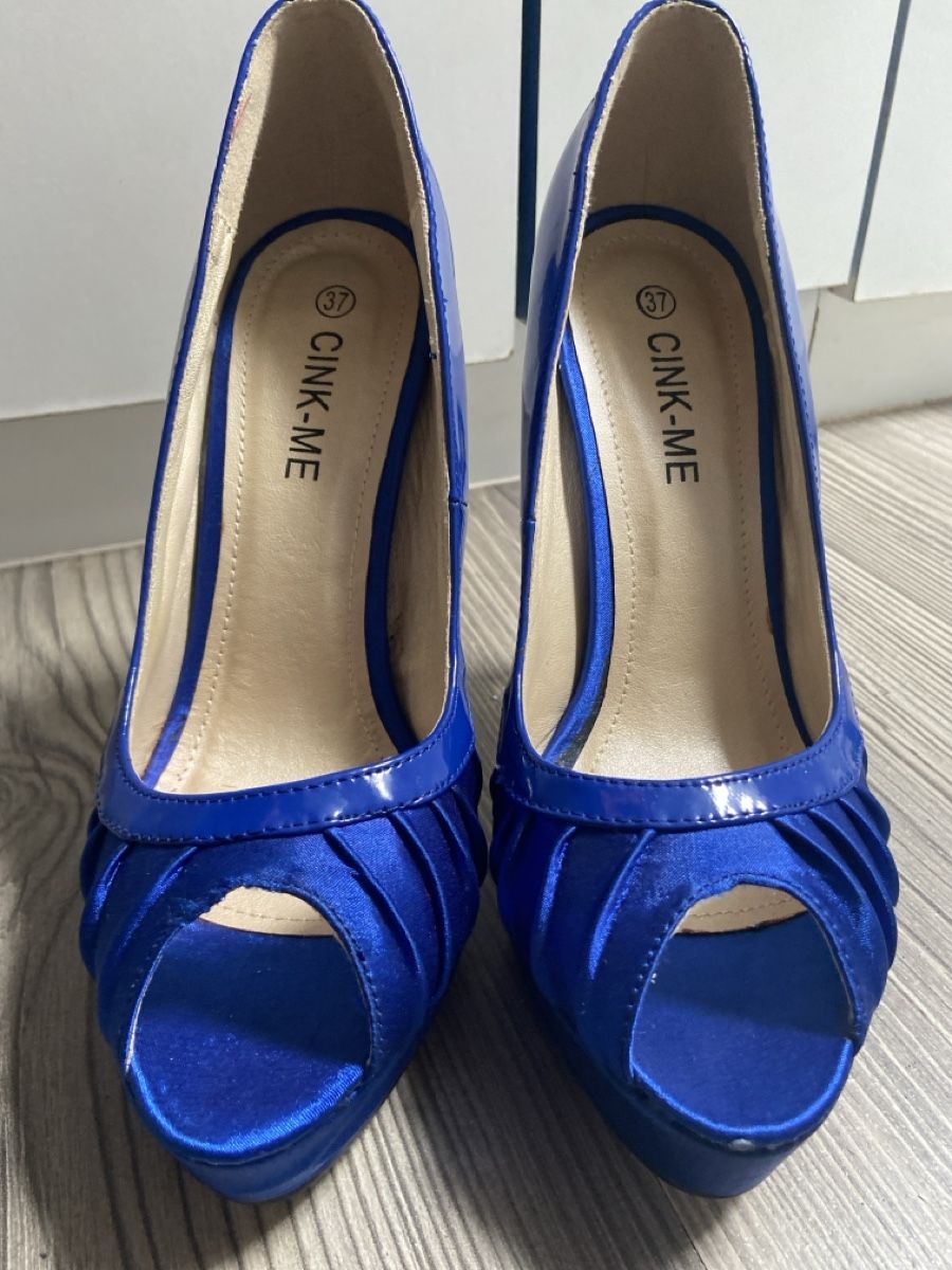 Scarpe da donna: Blaue Peeptoes Gr. 37 – Usato da Sirnach venduto da SpeedyGT 3