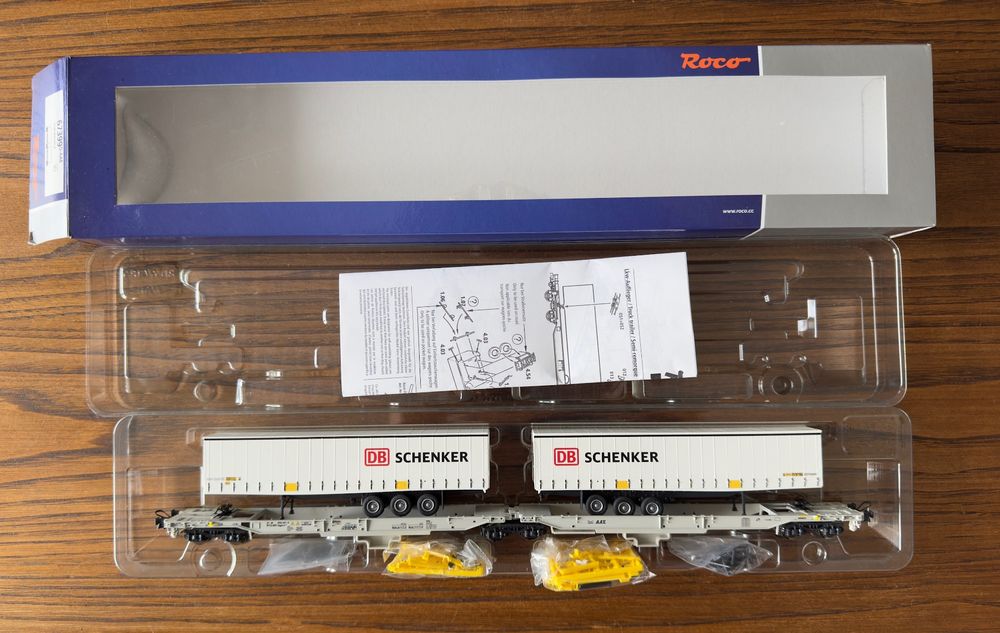 ausverkauft | Roco 76438 Doppeltaschen-Gelenkwagen Sdggmrs/T2000 AAE | Spur H0 | Online kaufen bei Modellbau Härtle