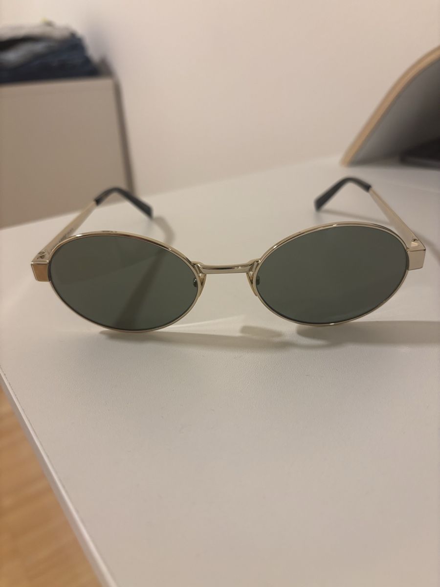Saint Laurent Brillen & Gläser: Saint Laurent Sonnenbrille – Gebraucht aus Jona von mar_b5y2 1