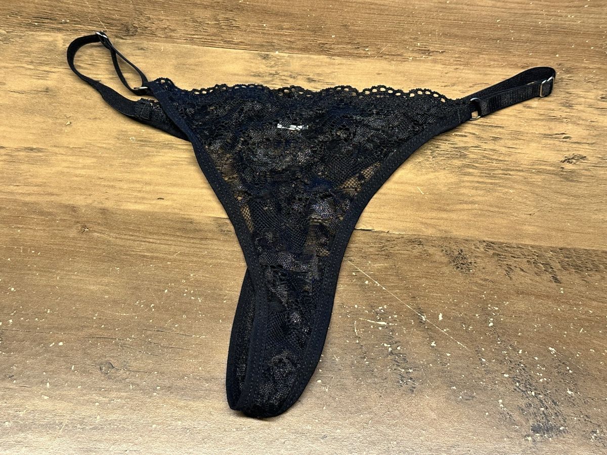 Sonstige Unterwäsche: 3er Set String Gr. M/L – Gebraucht aus Buus von 2019dp 1