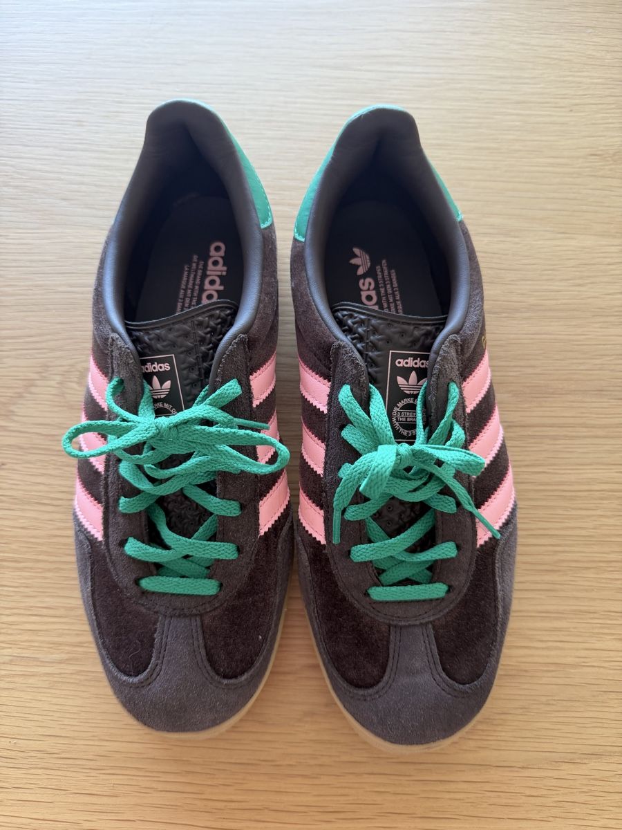 Adidas Chaussures femmes: Adidas gazelle, taille 41 1/3 – D'occasion à Cernier par 1234V