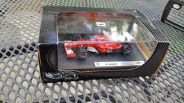 1:43 Hotwheels Formel 1 Ferrari F2002 #2 Rubens Barrichello