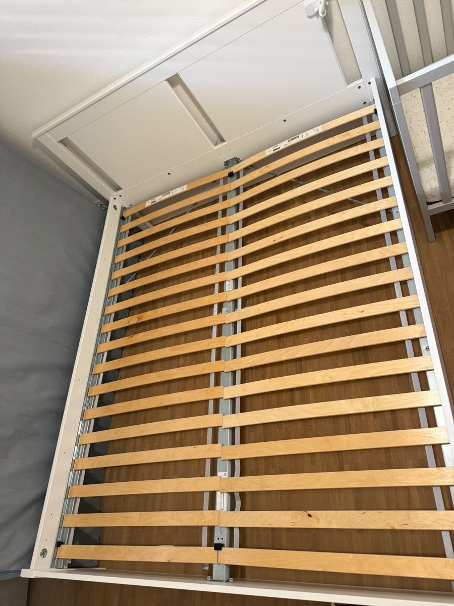 Ikea Betten: Ikea SONGESAND Bed frame, white, 160x200cm – Gebraucht aus Bern von odo_8c6k 3