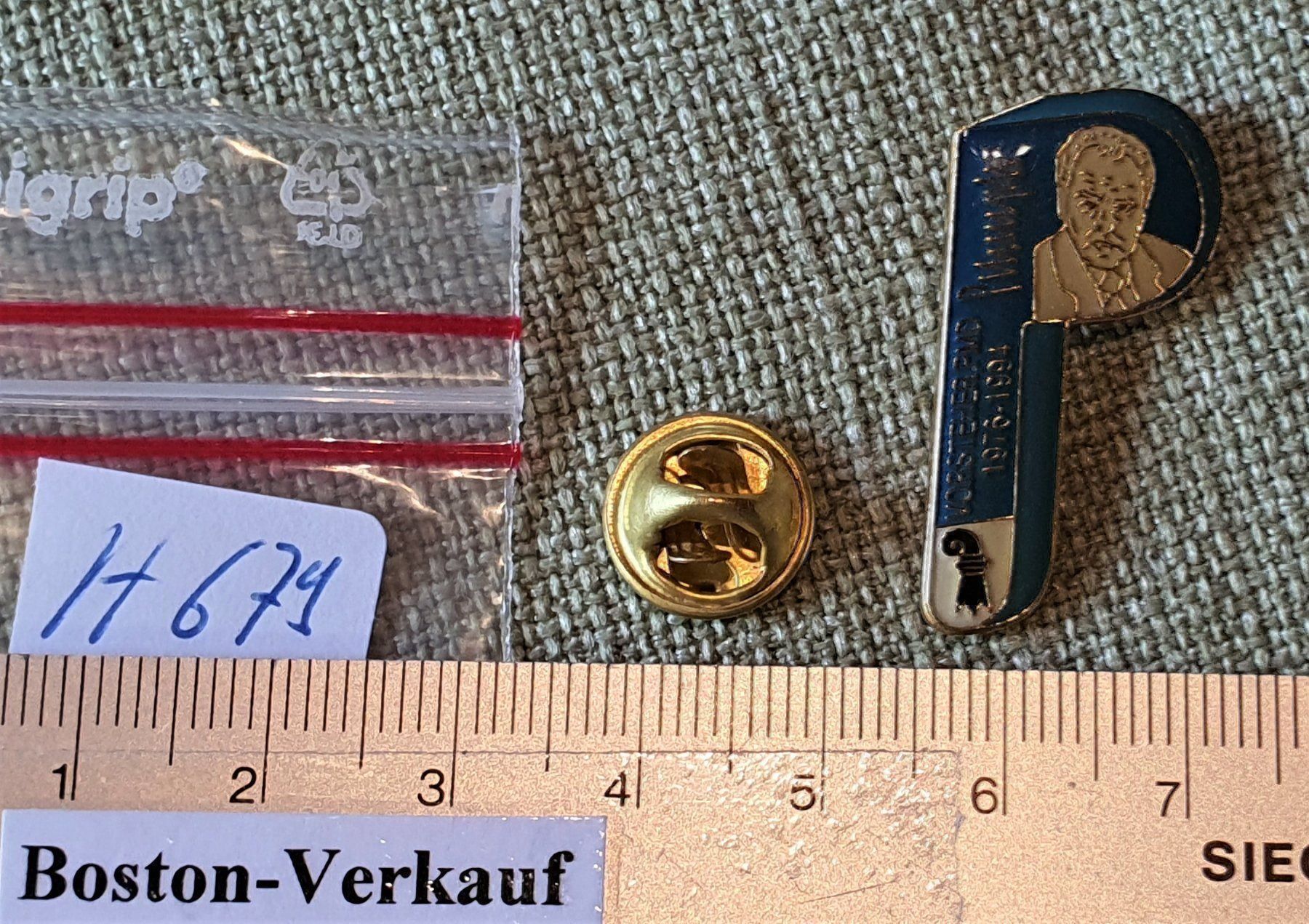 Modellbausätze & Standmodelle: H679 - Pin Basler Polizei Vorsteher PMD – Gebraucht aus Reinach BL von Boston-Verkauf 1