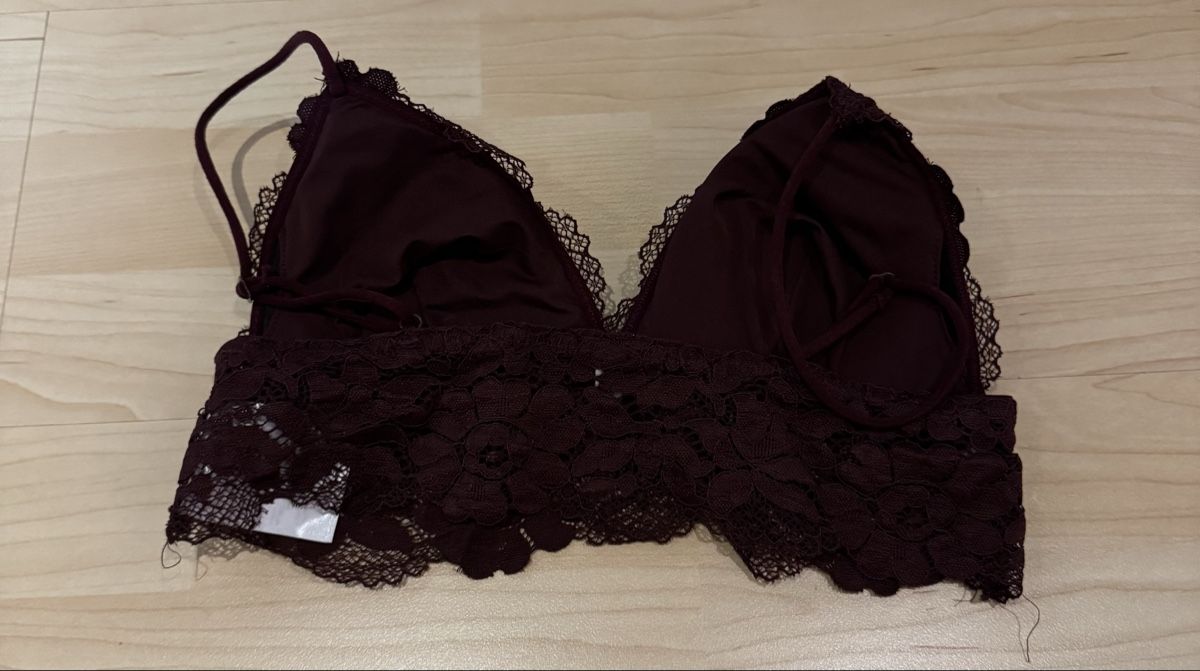 C&A Top: Burgunder Spitzentop, C&A, Grösse M – Nuovo (secondo la descrizione) da Tuggen venduto da jess_gls06 1