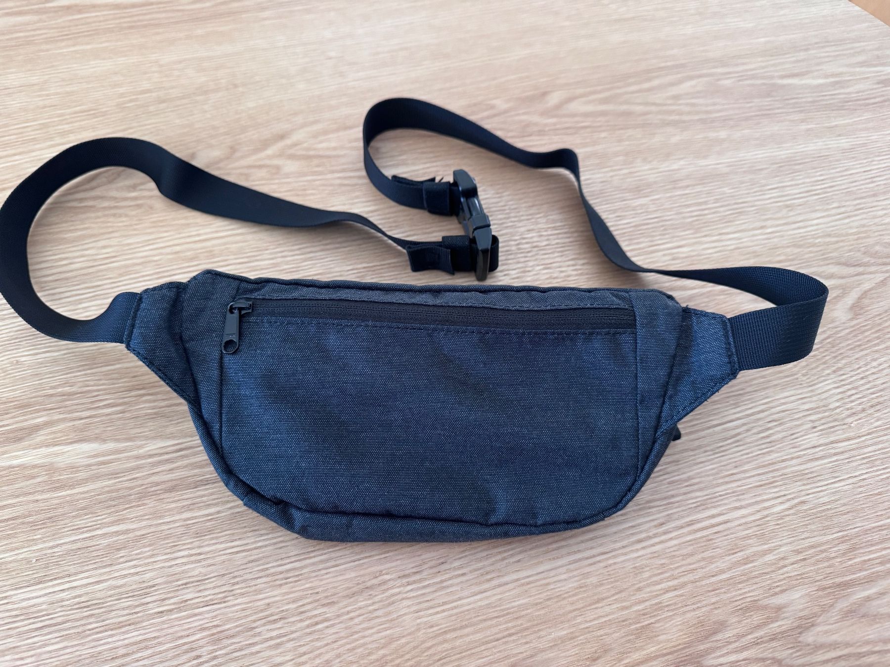 Mammut Borse: Mammut Bauchtasche, antrazit – Usato da Thun venduto da Dvddealer 1