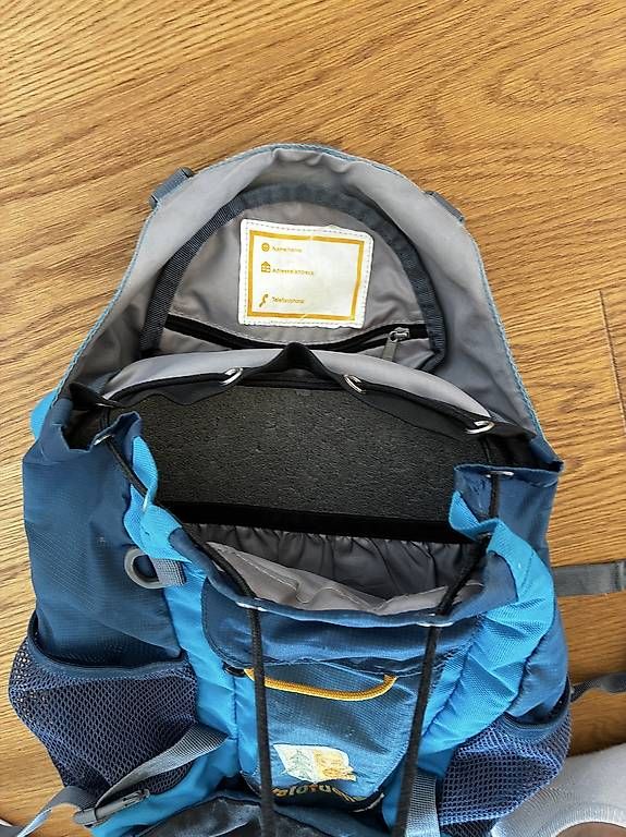 Zaini: Deuter Waldfuchs Rucksack – Usato da Männedorf venduto da lachen2011 1