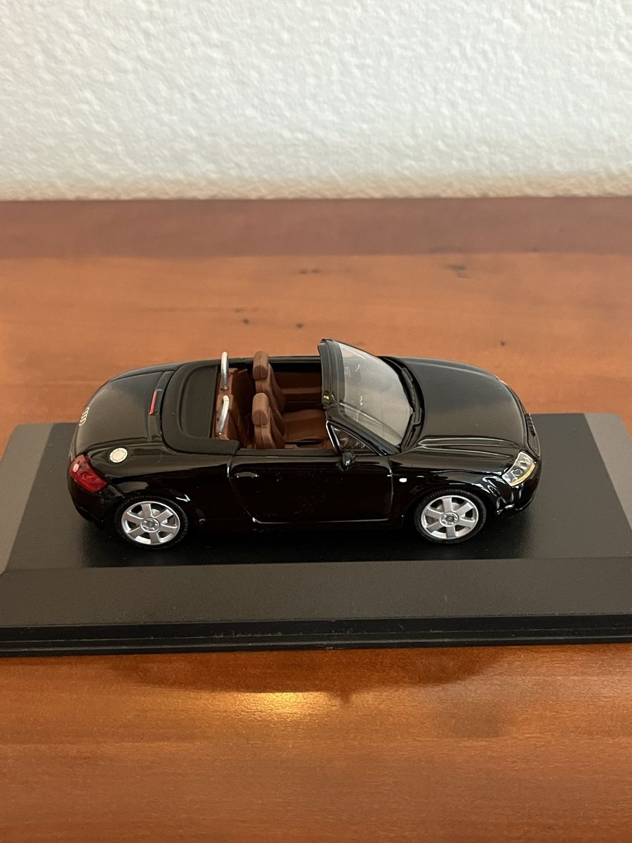 Minichamps Modellautos: Audi TT 1:43 Minichamps – Gebraucht aus etagnières von isoz01 3