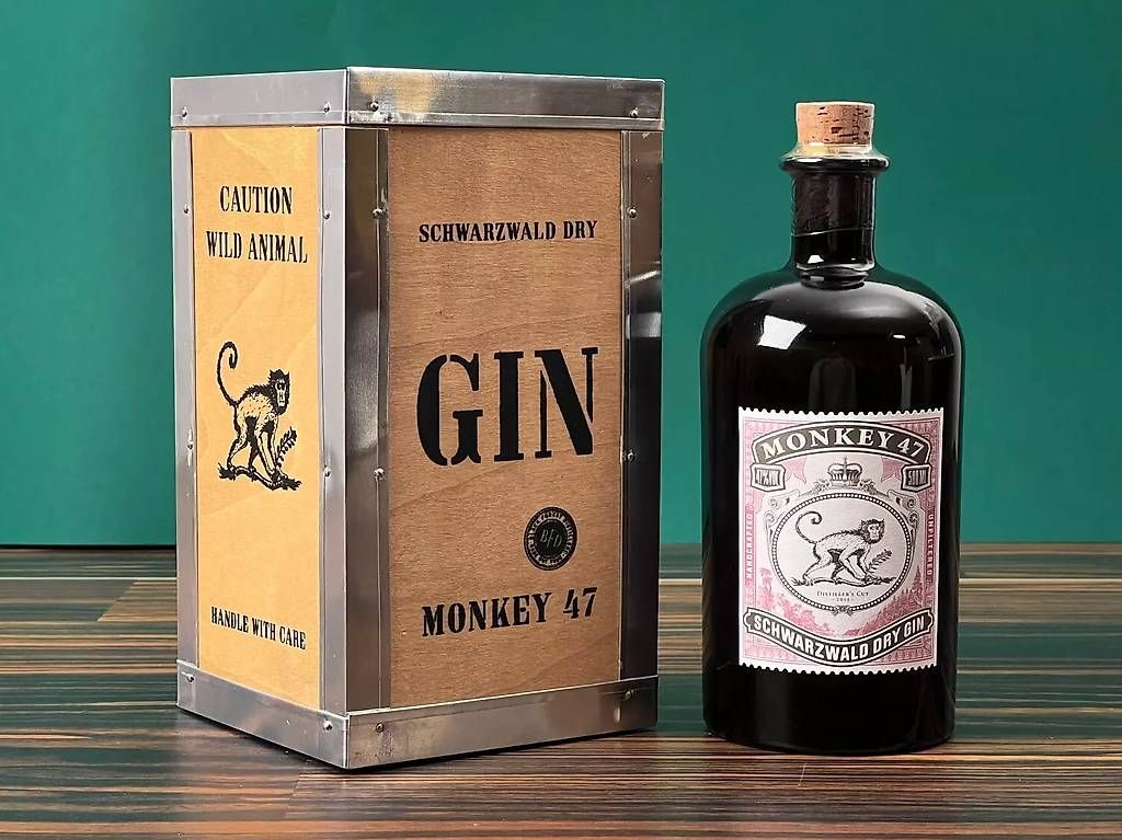 Monkey 47 Bevande alcoliche: Monkey 47 Gin Distiller's Cut 2013, Flasche # 1445/3000 – Nuovo e nell'imballaggio originale da Bünzen venduto da hangloose74
