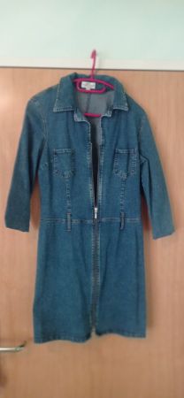 Jeanskleid mit Reissverschluss, Grösse M, Frühling/Sommer 49
