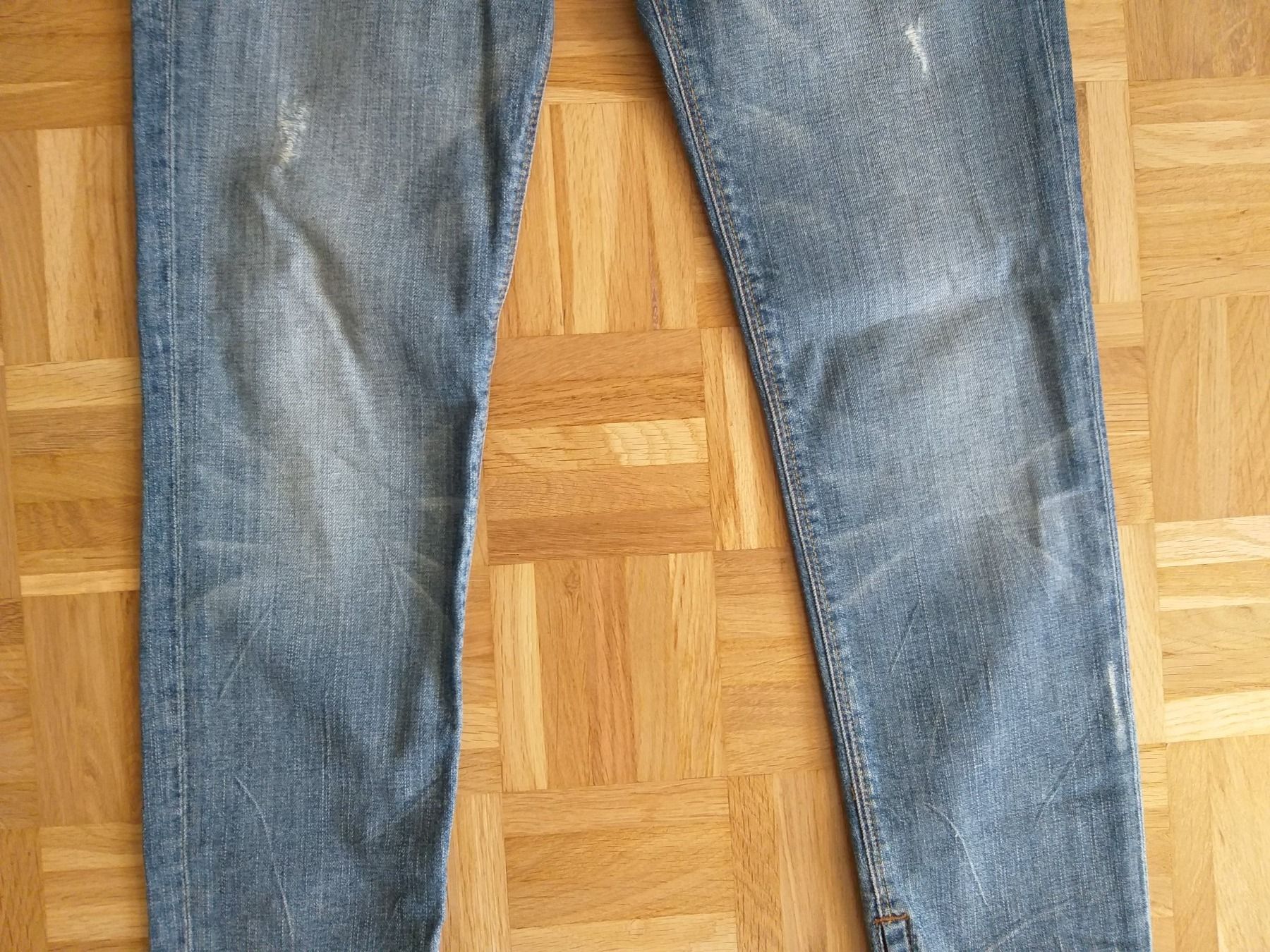 Guess Jeans: GUESS Jeans BEVERLY SLIM-LEG taille / Grosse 29 – Usato da Cossonay-ville venduto da Super-Price-Quality 2